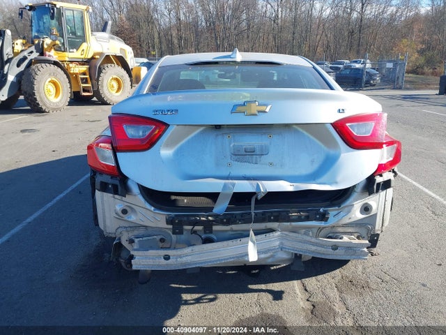 Chevrolet Cruze Lt Auto 2018 1G1BE5SM4J7172461 Image 17