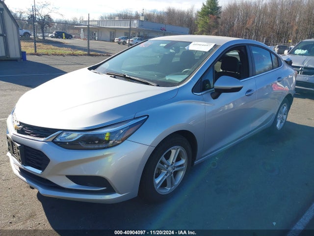 Chevrolet Cruze Lt Auto 2018 1G1BE5SM4J7172461 Image 2