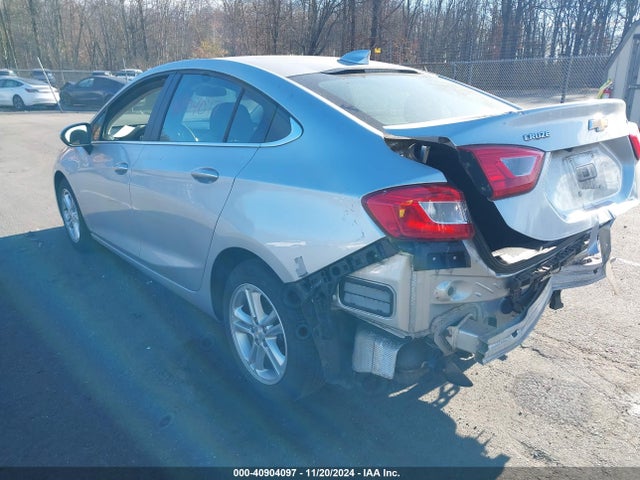 Chevrolet Cruze Lt Auto 2018 1G1BE5SM4J7172461 Image 3