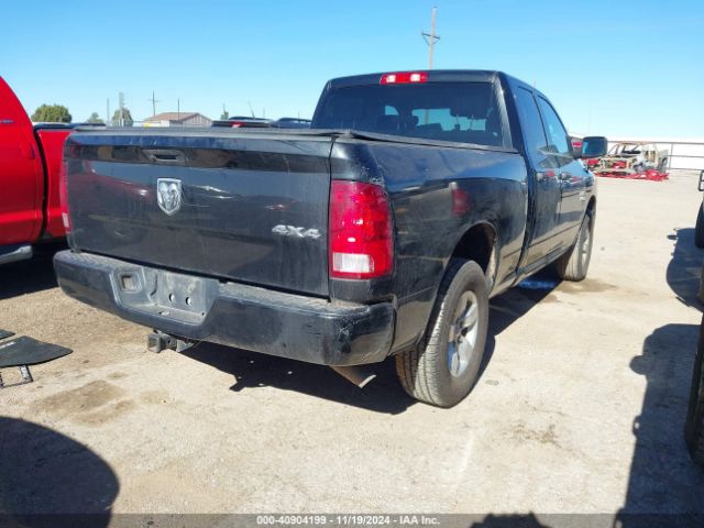 1C6RR7FG0KS519431 RAM 1500 Classic Express  4x4 6'4 Box