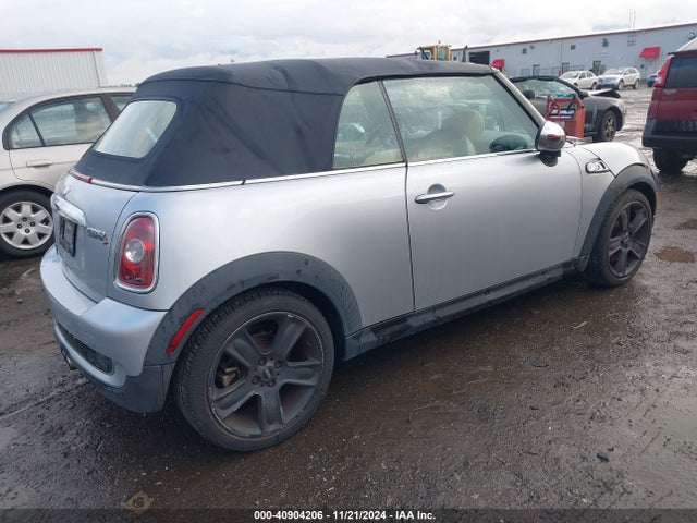 2010 MINI COOPER S WMWMS3C52ATY51167 Photo 3