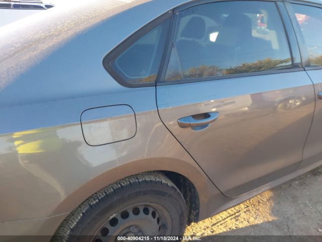 1VWAP7A3XEC028375 Volkswagen Passat 2.5l S