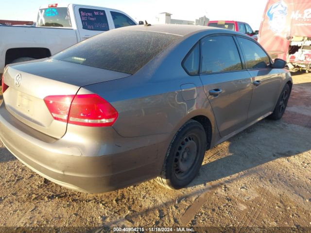 1VWAP7A3XEC028375 Volkswagen Passat 2.5l S