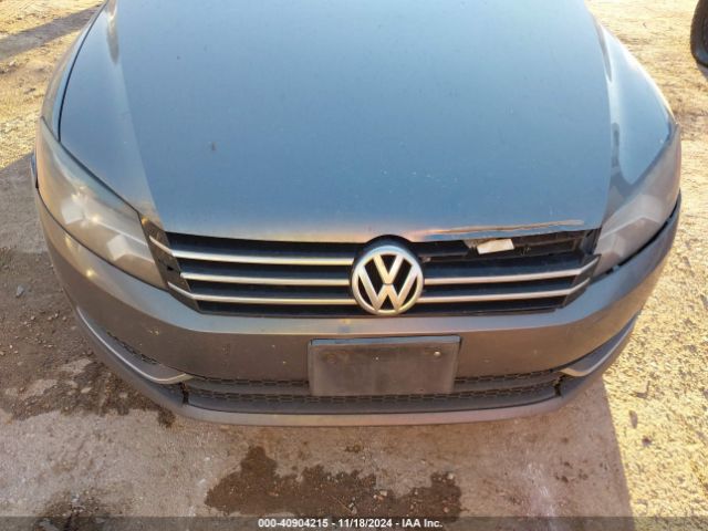 1VWAP7A3XEC028375 Volkswagen Passat 2.5l S