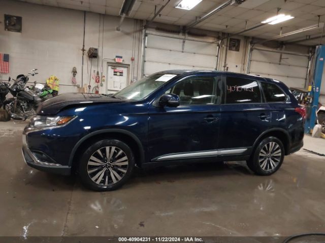 JA4AZ3A33KZ041915 Mitsubishi Outlander Se