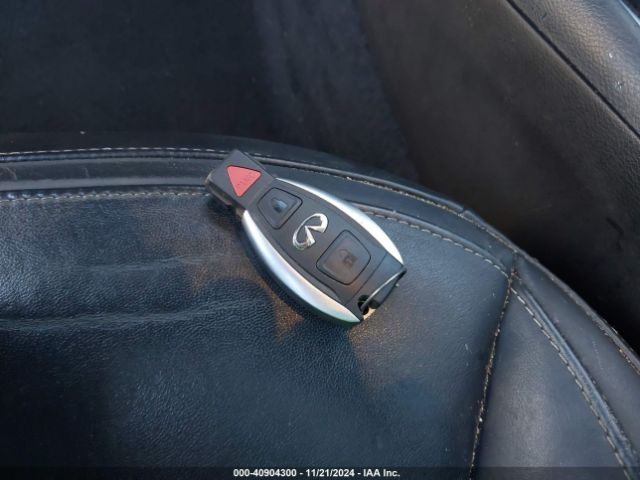 SJKCH5CP4JA050050 Infiniti Qx30 Premium