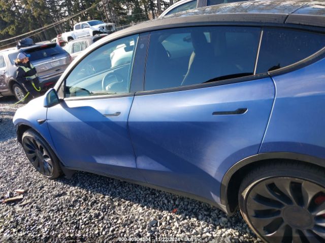 7SAYGDEF0NF488753 Tesla Model Y Performance Dual Motor All-wheel Drive