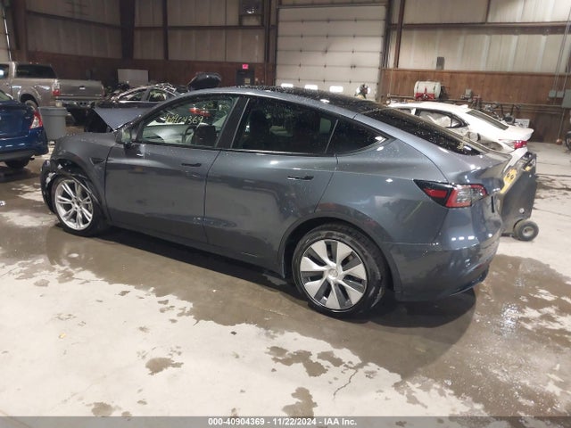 2023 TESLA MODEL Y 7SAYGAEE1PF674004 Photo 2