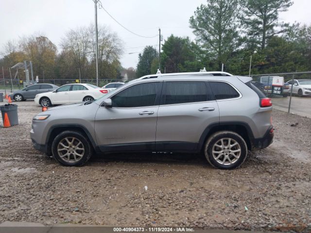 1C4PJLCS8FW636777 Jeep Cherokee Latitude