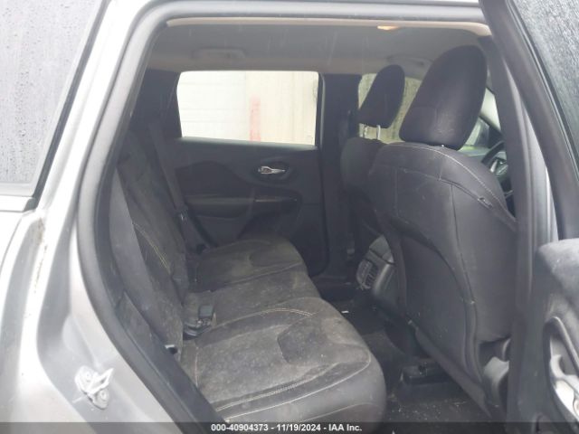 1C4PJLCS8FW636777 Jeep Cherokee Latitude