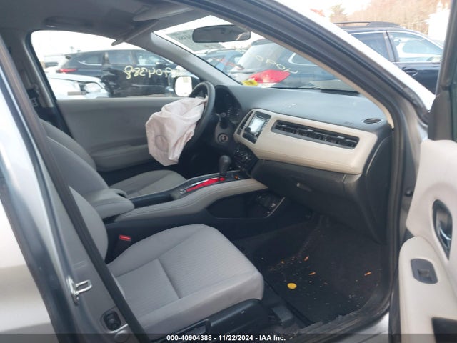 Honda HR-V LX 2018 3CZRU6H37JG721789 Image 5