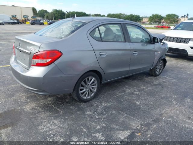 2018 MITSUBISHI MIRAGE G4 ML32F3FJXJHF16433 Photo 3