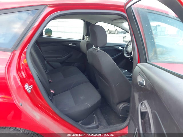 Ford FOCUS SE 2015 1FADP3K24FL307990 Image 8