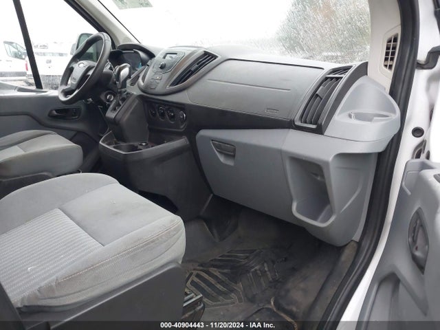 Ford Transit-250 2015 1FTNR2CM9FKA48695 Image 5