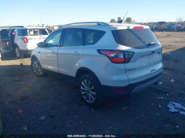 1FMCU0J94JUB69068 Ford Escape Titanium