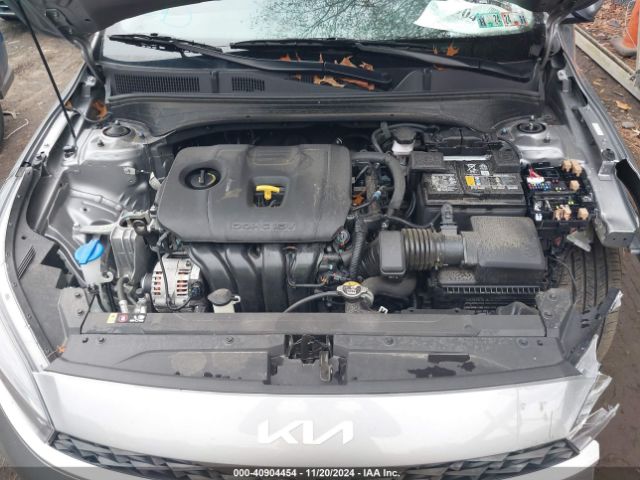 3KPF24AD7RE696468 KIA Forte Lxs