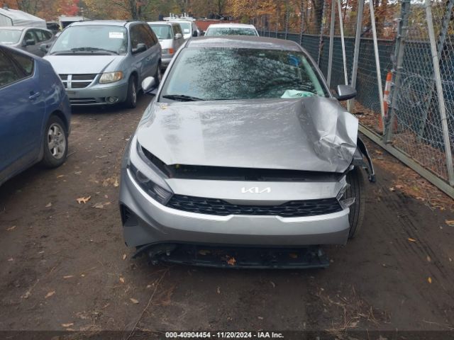 3KPF24AD7RE696468 KIA Forte Lxs