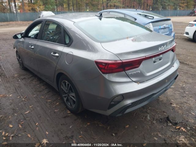 3KPF24AD7RE696468 KIA Forte Lxs