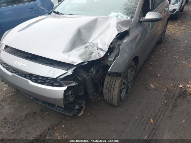 3KPF24AD7RE696468 KIA Forte Lxs