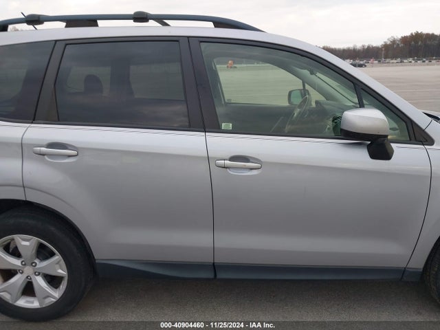 Subaru Forester 2.5i Premium 2015 JF2SJAFC3FH832196 Image 13