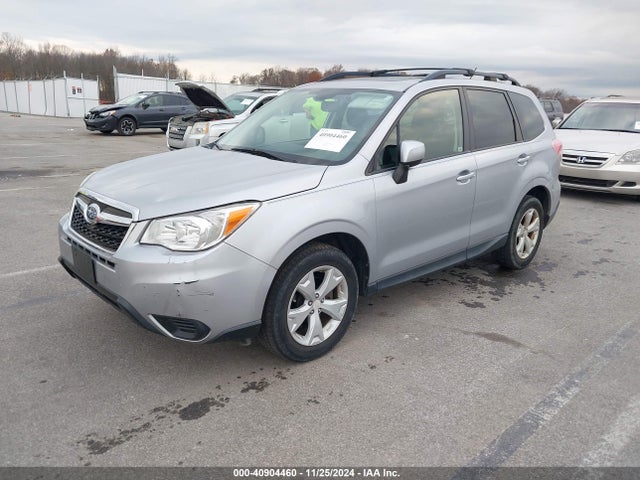 Subaru Forester 2.5i Premium 2015 JF2SJAFC3FH832196 Image 2