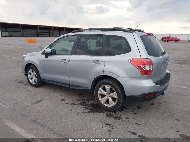 Subaru Forester 2.5i Premium 2015 JF2SJAFC3FH832196 Image 3