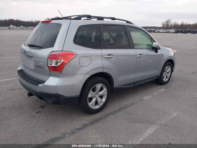 Subaru Forester 2.5i Premium 2015 JF2SJAFC3FH832196 Image 4