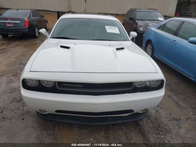 2C3CDYAGXEH311244 Dodge Challenger Sxt Plus