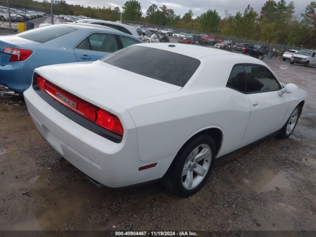 2C3CDYAGXEH311244 Dodge Challenger Sxt Plus
