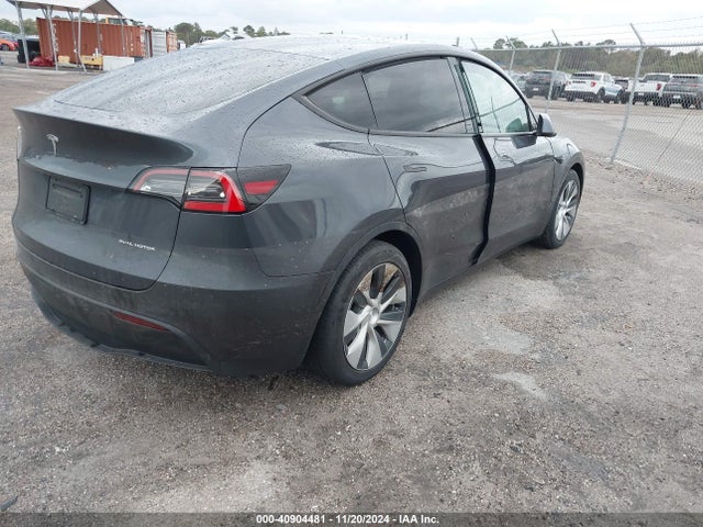 2021 TESLA MODEL Y 5YJYGDEE2MF068768 Photo 3