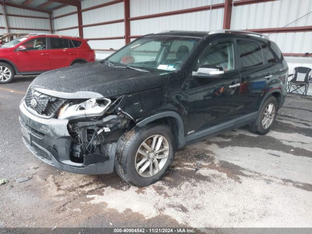 5XYKTCA6XEG543653 KIA SORENTO LX