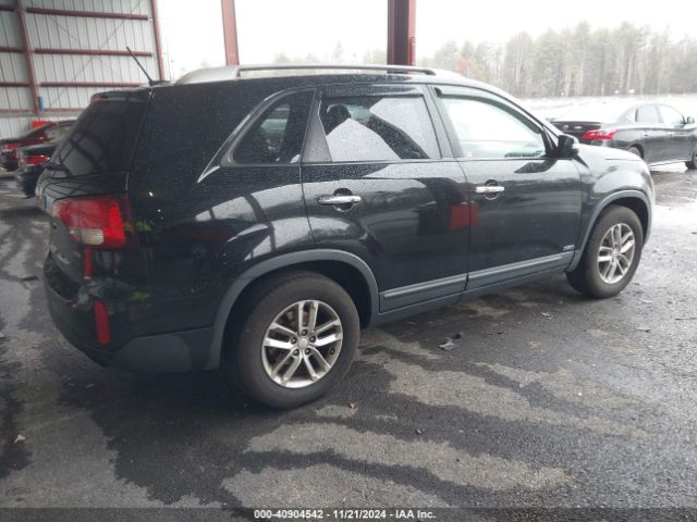 5XYKTCA6XEG543653 KIA SORENTO LX