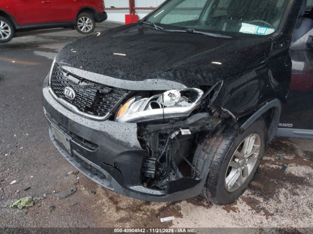 5XYKTCA6XEG543653 KIA SORENTO LX