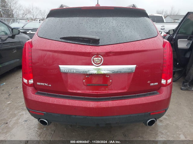 3GYFNEE33FS572140 Cadillac Srx Luxury Collection