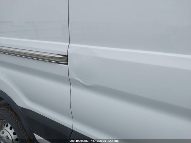Ford Transit-250 2023 1FTBR2C88PKB38038 Image 18