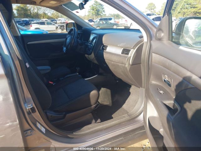 JA4AD3A35HZ001794 Mitsubishi Outlander Se/sel