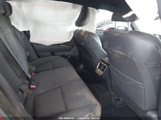 JTDAAAAF4R3019673 Toyota Crown Xle