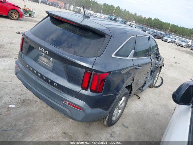 5XYRG4LC6NG095567 KIA SORENTO LX