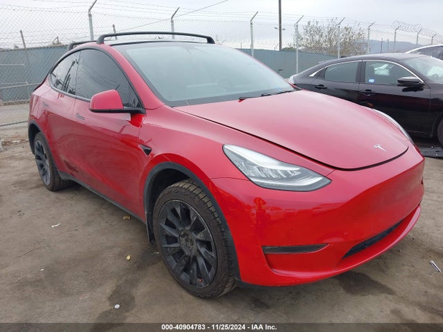 2021 TESLA MODEL Y 5YJYGDEE7MF088398 Photo 0