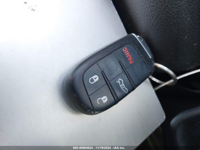 Chrysler 200 S 2015 1C3CCCBB8FN650604 Image 11