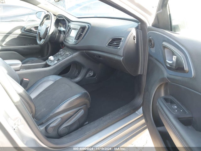 Chrysler 200 S 2015 1C3CCCBB8FN650604 Image 5