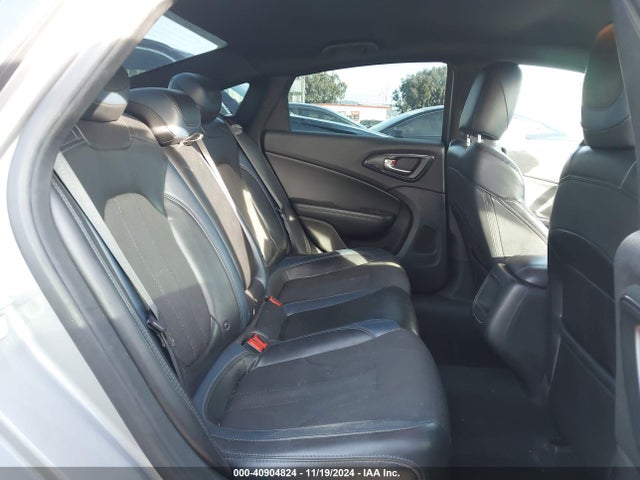 Chrysler 200 S 2015 1C3CCCBB8FN650604 Image 8