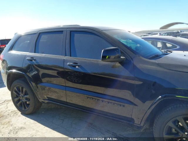 1C4RJEAG2HC868072 Jeep Grand Cherokee Altitude 4x2