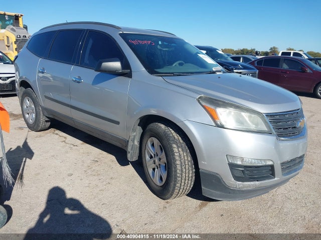 Chevrolet Traverse Ls 2015 1GNKRFED6FJ380839 Image 1