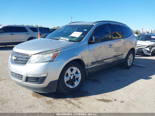 Chevrolet Traverse Ls 2015 1GNKRFED6FJ380839 Image 2