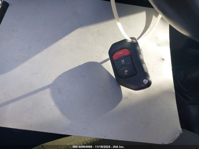 1C4HJXAN6KW682756 Jeep 2019