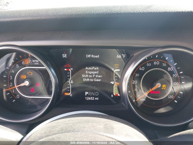 1C4HJXAN6KW682756 Jeep 2019