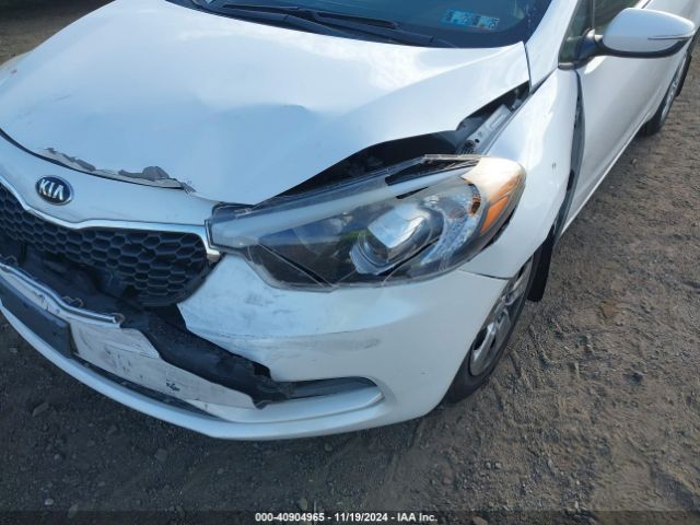 KNAFX4A69F5389892 KIA FORTE LX