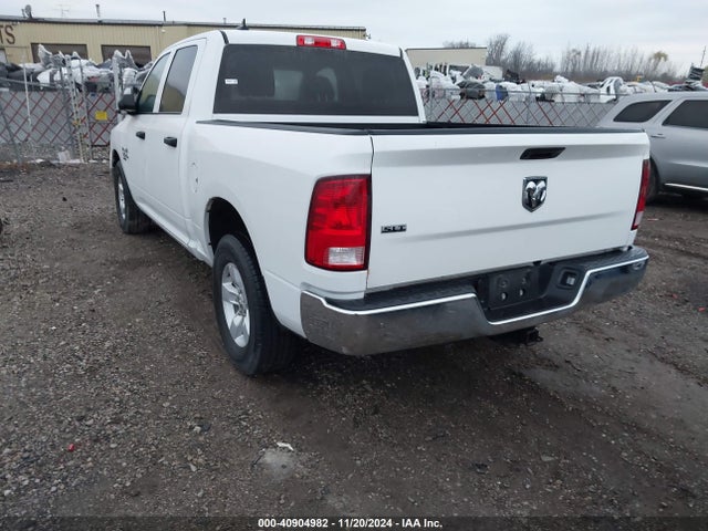 1C6RR6LG0NS198154 RAM 1500 Classic Slt  4x2 5'7 Box