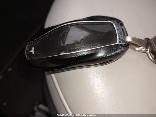 5YJSA1S12EFP42605 Tesla MODEL S